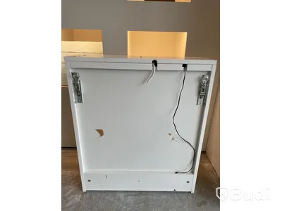 Spegelskåp med el westerbergs afton/gryning 600 mirror cabinet  Mått ca 80x65 cm Obs! Fd. utställningsex, spruckna speglar Nypris ca 5000 kr
