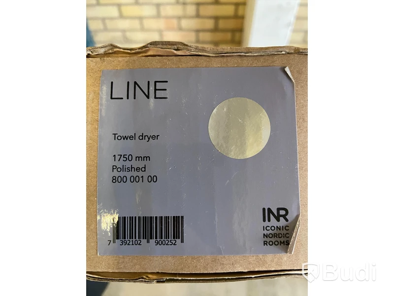 Handdukstork - INR Line Towel Dryer 1750mm Polished. Ny, Obruten förpackning. Nypris ca 3500kr