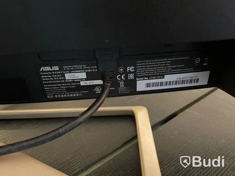 Asus VA326 curved datorskärm 144Hz 32 tum