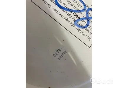 Parti folielim - ca 30 st 9kg hinkar - OBS kolla tillverkningsdatum, se bild