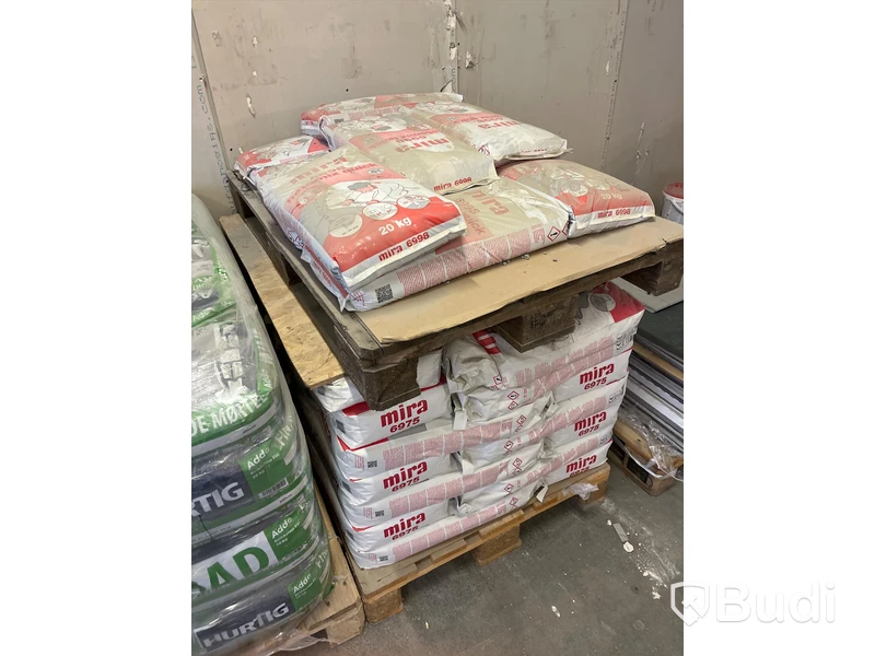 1 hel pall - Mira 6998 Betomix Quick Spackelmassa 20kg - OBS kolla tillverkningsdatum, se bild