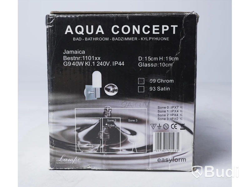 Kartong med diverse badrumsbelysning - Aqua Concept, 6st lampor totalt, nypris ca. 4000 kr