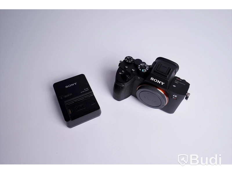 Sony A7RIV kamerahus ink orginalkartong och laddare och batteri