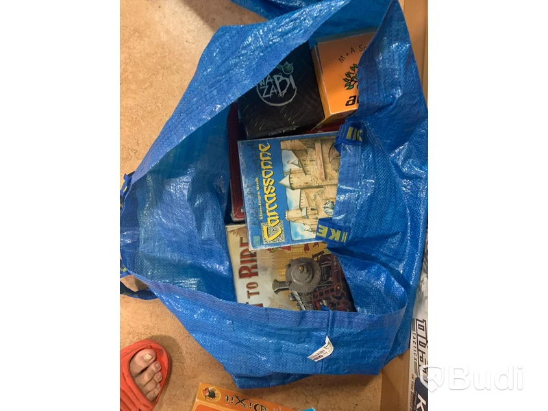 Spel och övrigt inkråm från Spelföreningen Kattcom i konkurs