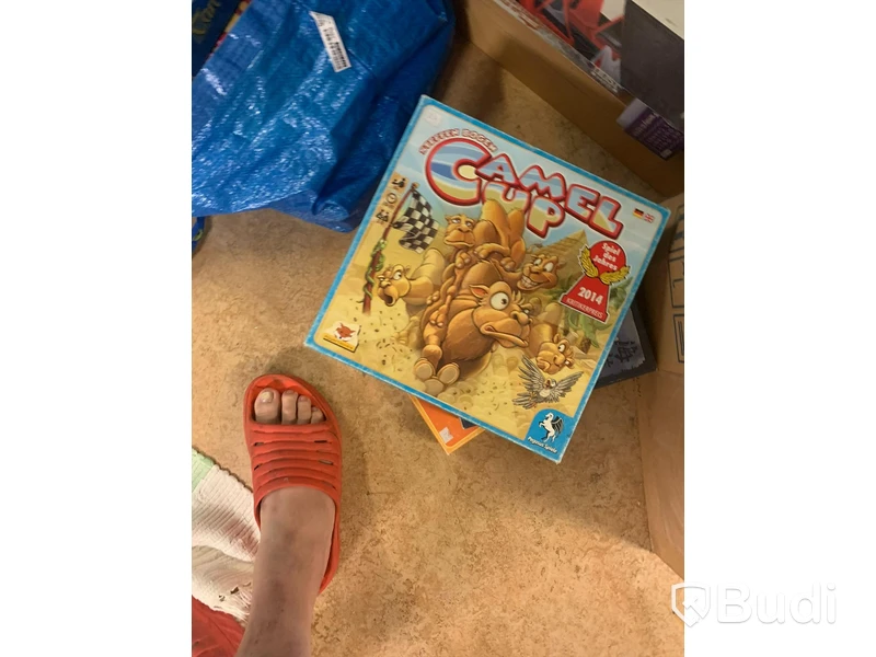 Spel och övrigt inkråm från Spelföreningen Kattcom i konkurs