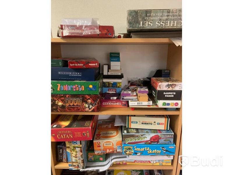 Spel och övrigt inkråm från Spelföreningen Kattcom i konkurs