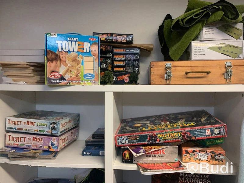 Spel och övrigt inkråm från Spelföreningen Kattcom i konkurs