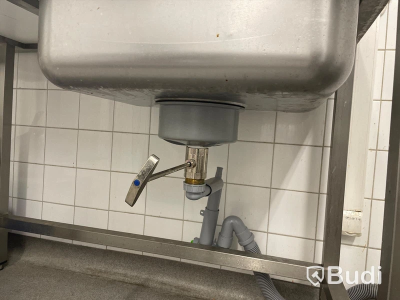 Rostfri bänk 240x90x65 med tillhörande rostfri hylla