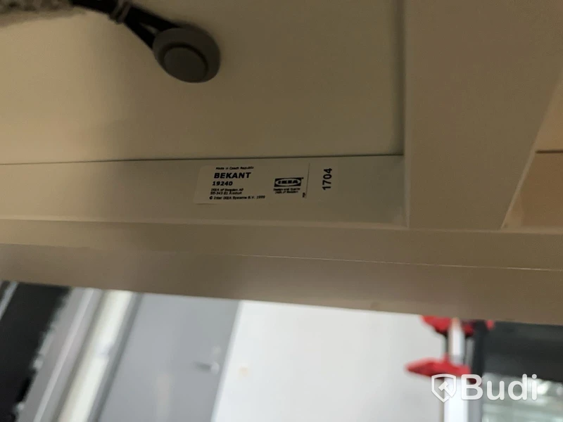 2 st skrivbord 160x80 IKEA BEKANT