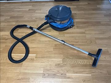 Dammsugare activa HT25.0