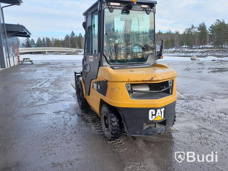1 st. CAT DP35N, Motviktstruck Diesel