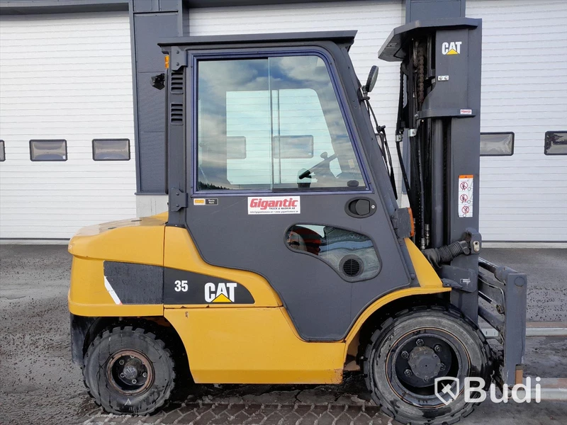 1 st. CAT DP35N, Motviktstruck Diesel