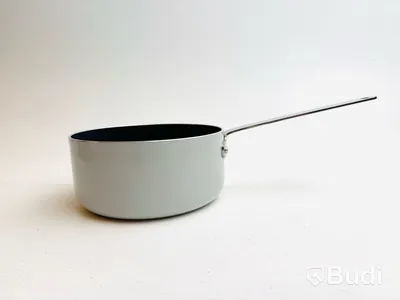 2 st. Stekpannor och en Kastrull Bon Centuri, ljusgrå
