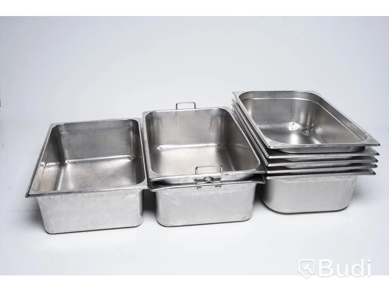 Diverse bleck - Längd 50 cm, Bredd 30 cm, Djup 15 cm.