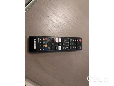 Konferens bord, stolar, Samsung bildskärm, Epson projektor
