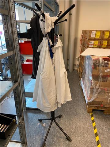 Tamburmajor klädhängare