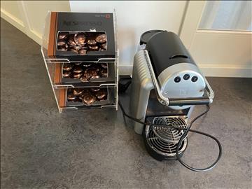 Nespressomaskin Zenius med kapslar 