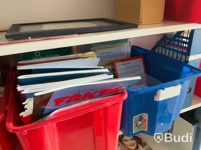 Div böcker och läromedel, spel mm