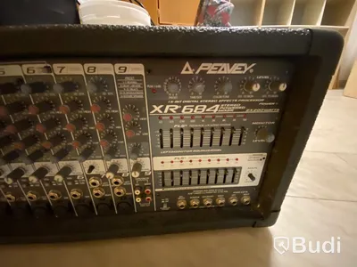 2st högtalare och Peavey XR684 Mixer