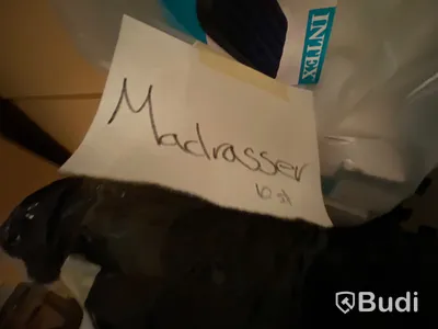 24st madrasser, 22 st kuddar samt 22st täcken