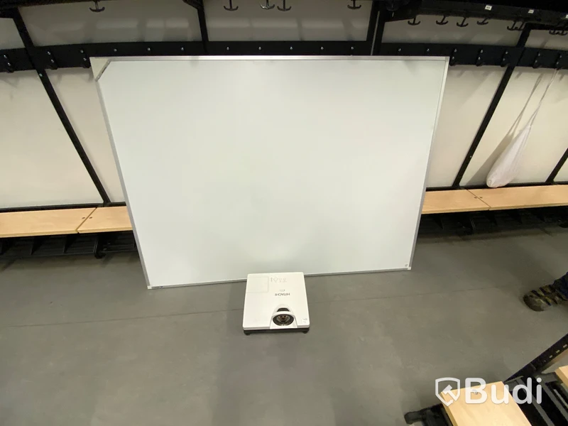 Legamaster Whiteboard samt projektor Hitachi CP-D10