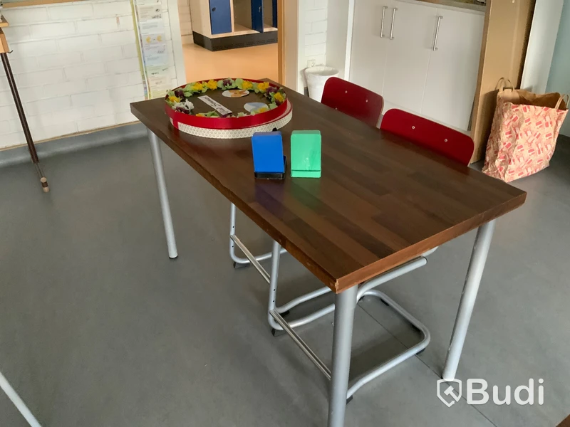10st bord samt 17 st stolar