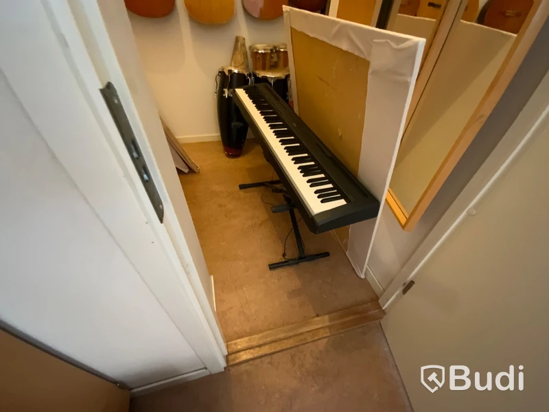 Yamaha Elpiano P-95 ink stativ