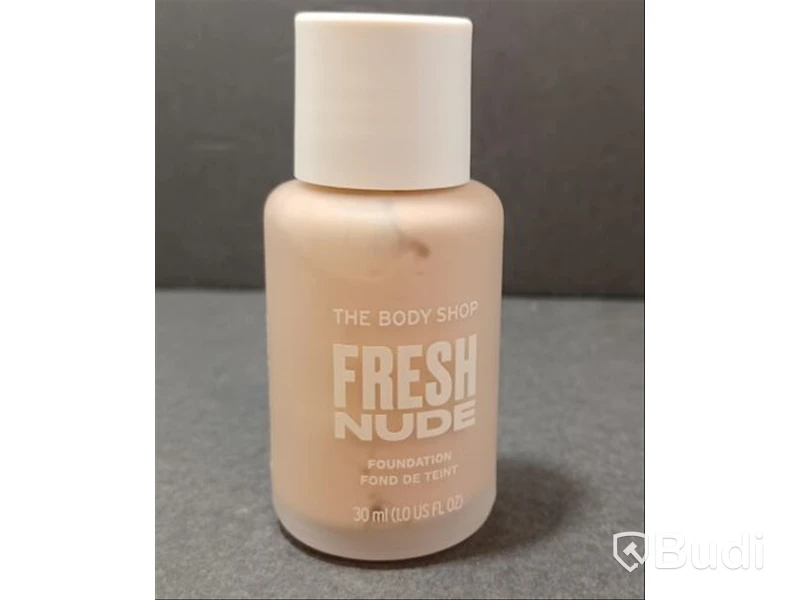 9 st. The Body Shop Fresh Nude Foundation , Light 3C, 30 ml