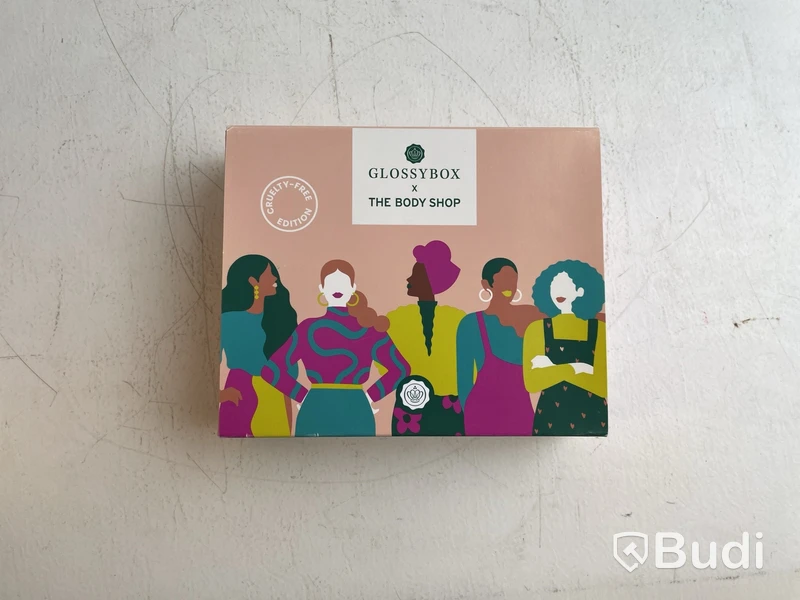 Kosmetikabox, Glossybox i samarbete med The Body Shop