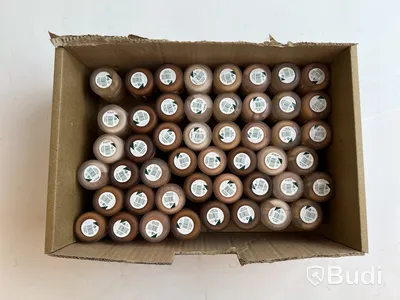 Parti med Fresh Nude Foundation 30 ml, The Body Shop