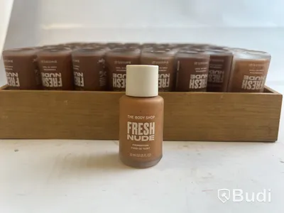 Parti med Fresh Nude Foundation 30 ml, , The Body Shop