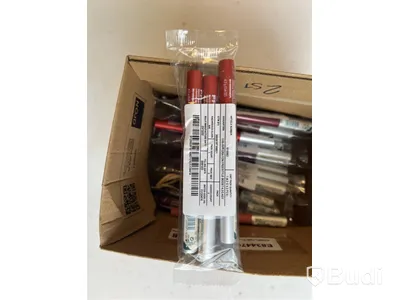 Parti med Colour Crayon Freestyle Multi-Tasking 4,2g, olika nyanser, The Body Shop