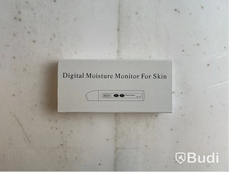 Digital Moisture Monitor For Skin