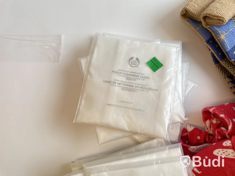 Parti med diverse skönhetsartiklar, The Body Shop