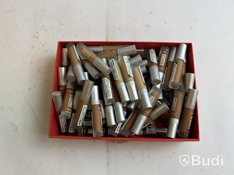 Parti med Vitamin C Concealer 8 ml, olika nyanser, The Body Shop