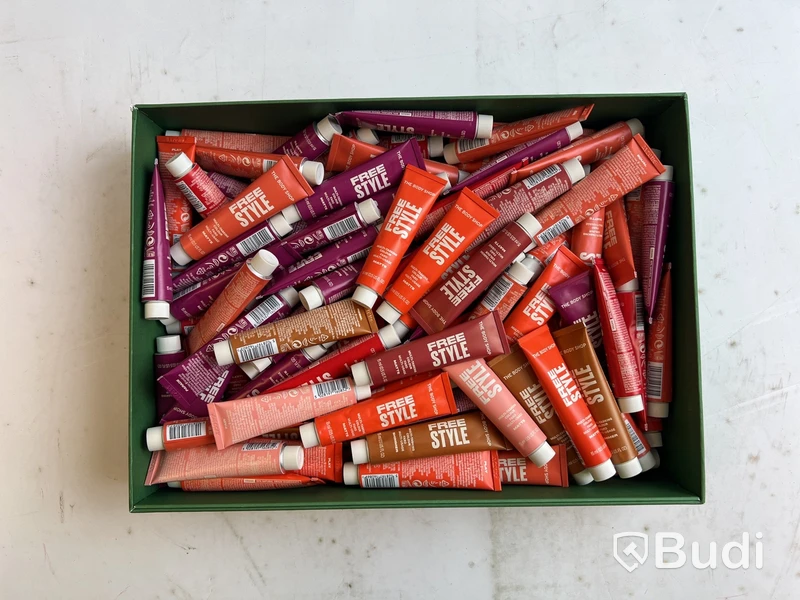 Parti med Free Style Multi-Tasking Colour 15 ml, olika nyanser, The Body Shop
