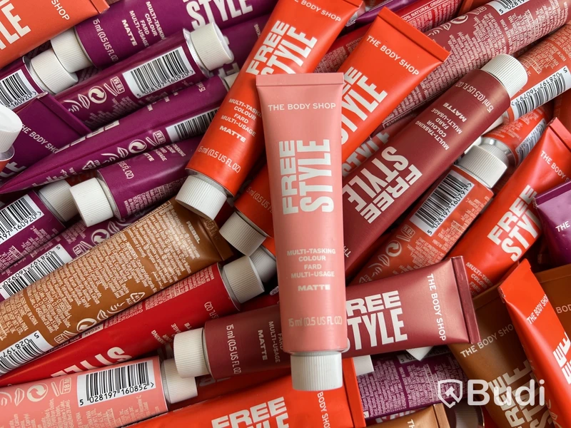 Parti med Free Style Multi-Tasking Colour 15 ml, olika nyanser, The Body Shop