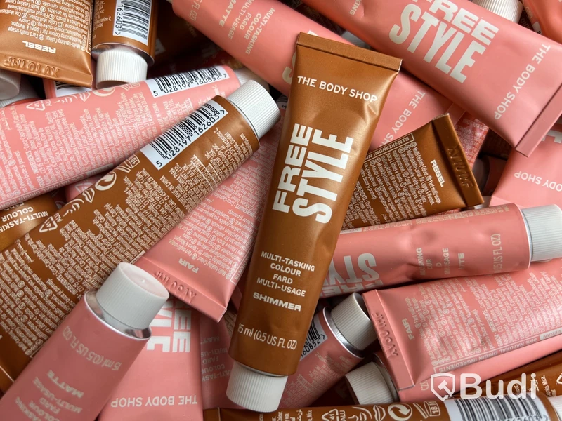 Parti med Freestyle Multi-Tasking Colour 15 ml, olika nyanser, The Body Shop