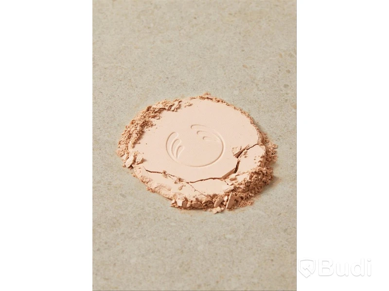 Parti med Tea Tree Face Base, 9 g, olika nyanser, The Body Shop