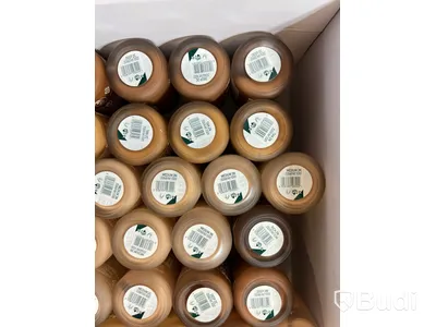 Parti med foundation Fresh Nude 30 ml, olika nyanser, The Body Shop