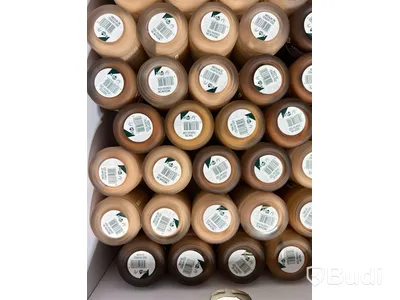 Parti med foundation Fresh Nude 30 ml, olika nyanser, The Body Shop