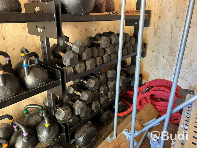 Outdoor box, tränings utrustning, inkl. 20 fots isolerad container