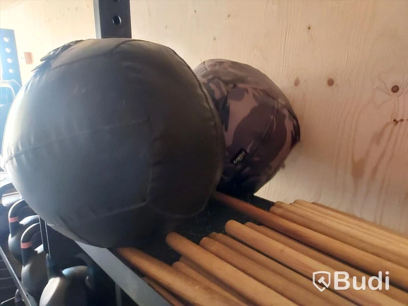 Outdoor box, tränings utrustning, inkl. 20 fots isolerad container