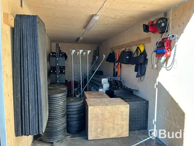 Outdoor box, tränings utrustning, inkl. 20 fots isolerad container