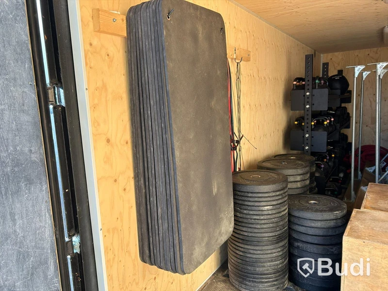 Outdoor box, tränings utrustning, inkl. 20 fots isolerad container