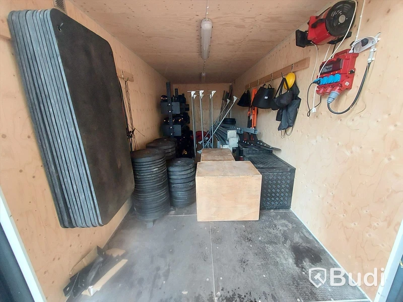 Outdoor box, tränings utrustning, inkl. 20 fots isolerad container