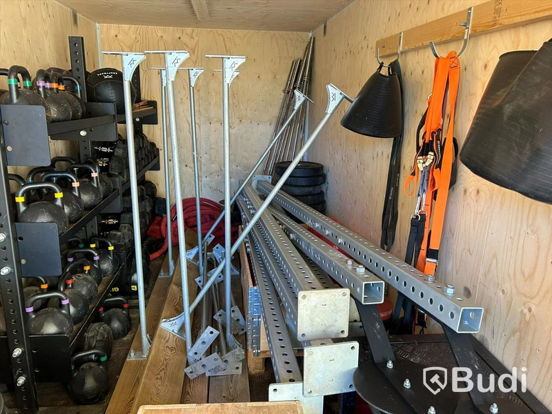 Outdoor box, tränings utrustning, inkl. 20 fots isolerad container