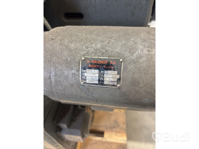 Bordsborrmaskin Hauser 3BA med tillbehör och borr.