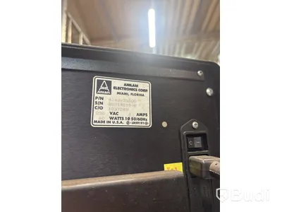 Bordsborrmaskin Hauser 3BA med tillbehör och borr.