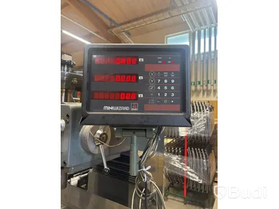 Bordsborrmaskin Hauser 3BA med tillbehör och borr.